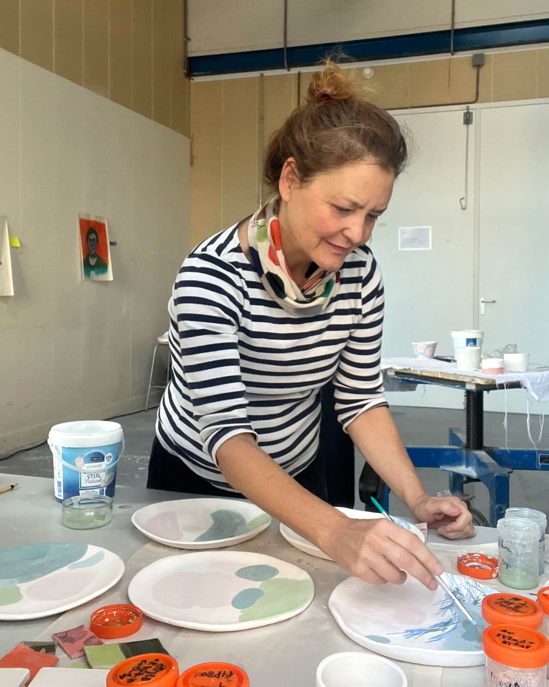 Platos y pintura / Plates and painting